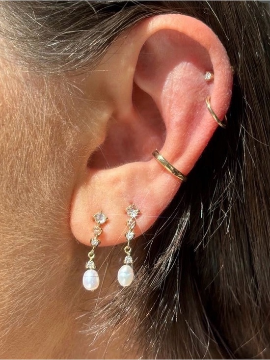 Catbird Jewelry - Catbird NYC Pearl Snow Queen Earrings
